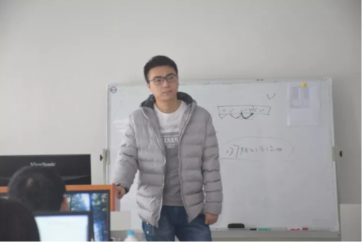 web前端培訓(xùn)班學(xué)長(zhǎng)的畢業(yè)感言