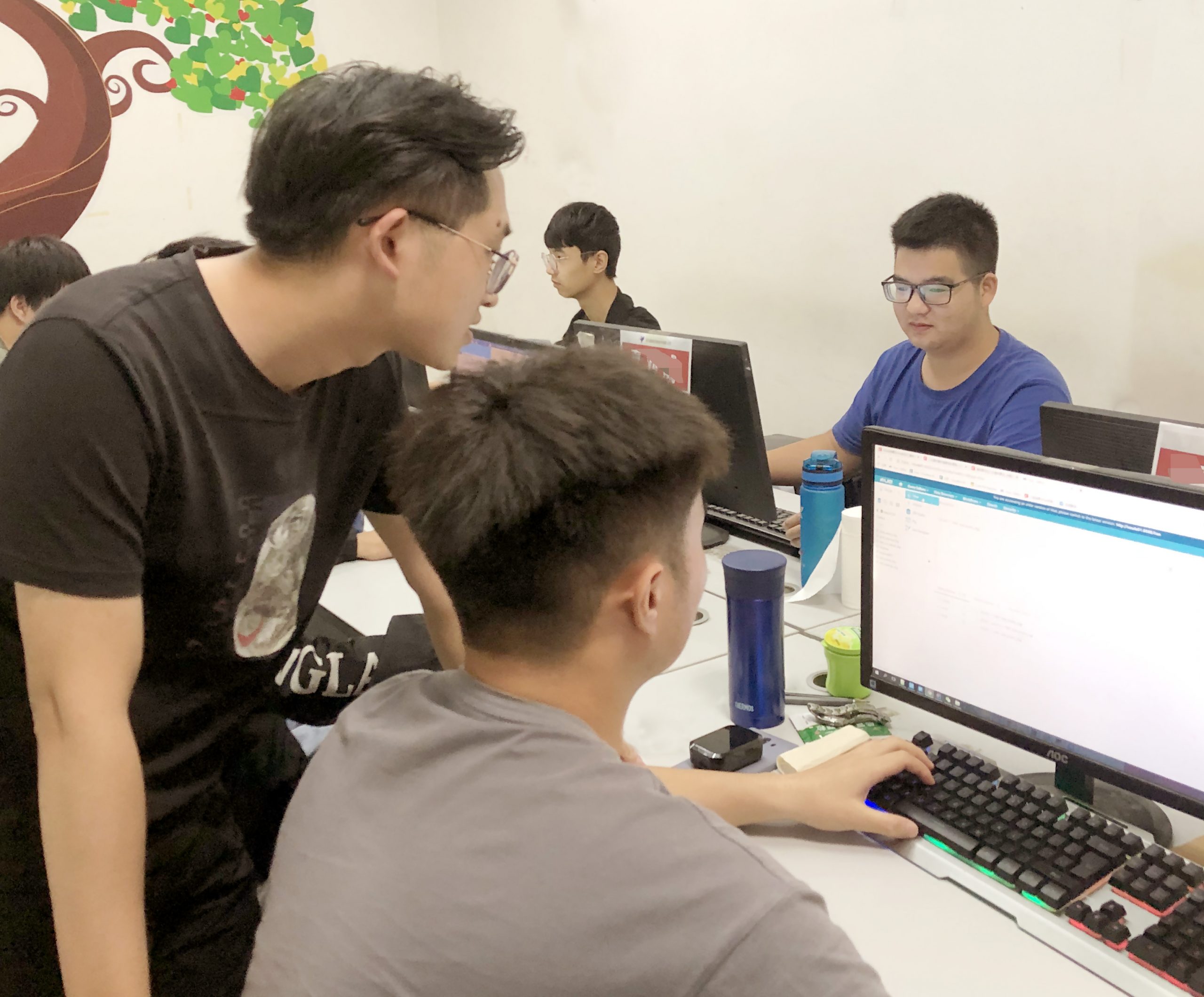 【云和數(shù)據(jù)學員晚自習】? 留足時間梳理知識,才能更好的記憶及運用 唯有不負時光，才能茁壯生長，活成想要的模樣。